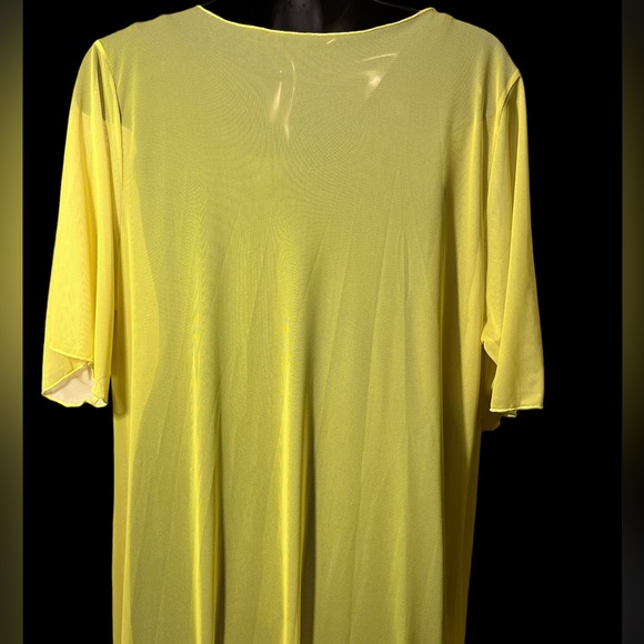 Coverup - Picture 4 of 7